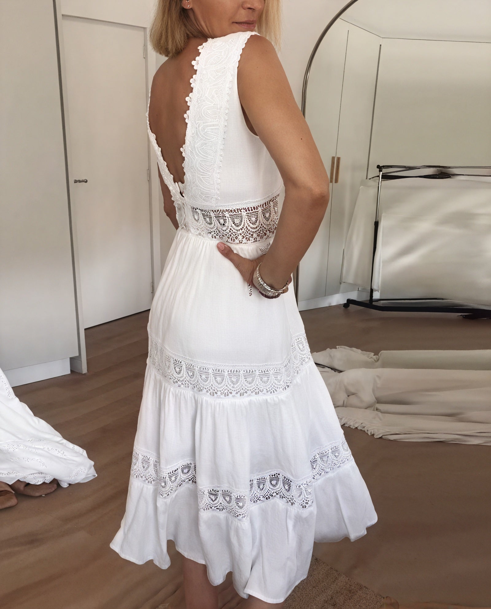 Women's White Cotton Maxi Dress – Sleeveless, Tiered, Lace Trim, Bohemian Style-81326-61097891-97d8-4d5c-a2af-00968cc0d726