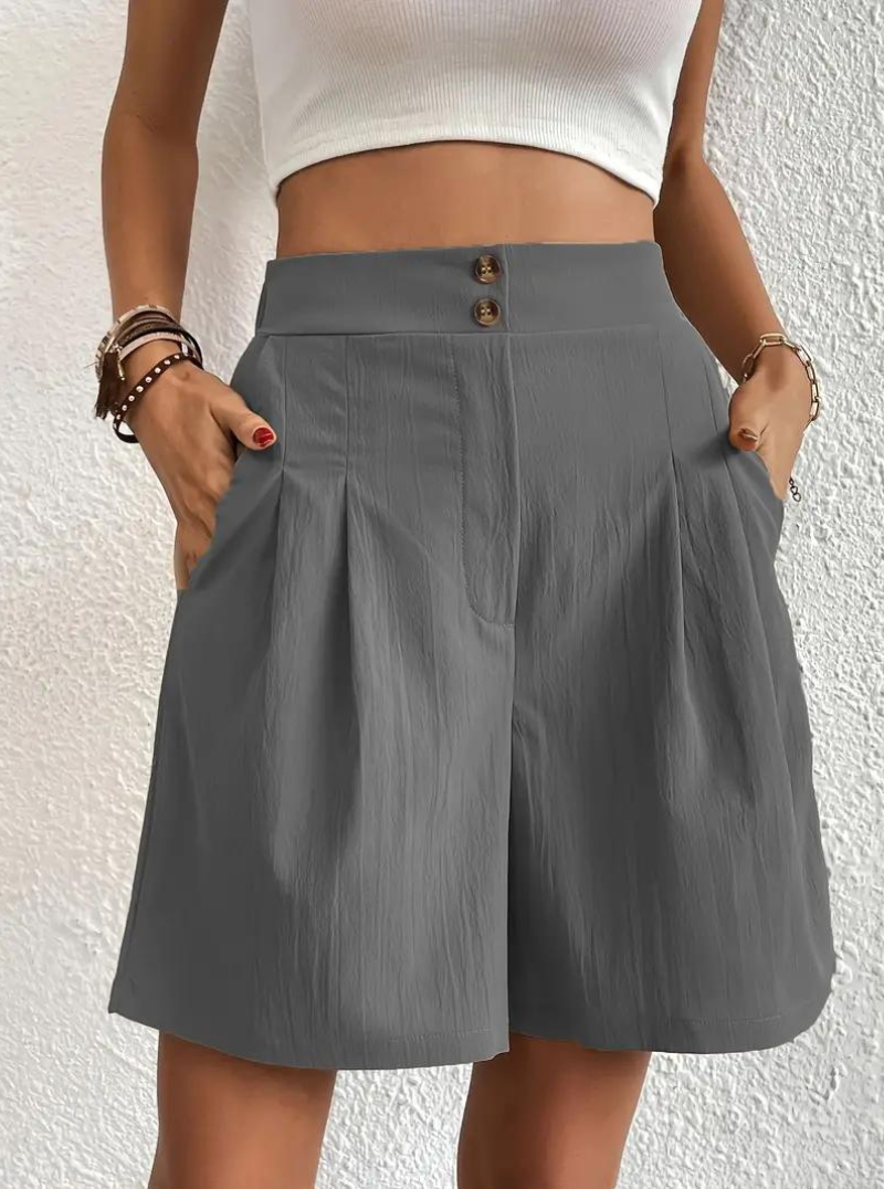 Women's Shorts – High-Waisted, Pleated Front, Functional Pockets, Versatile Style-82558-2f94d5e1-60df-4163-bb9a-831976bd9d65
