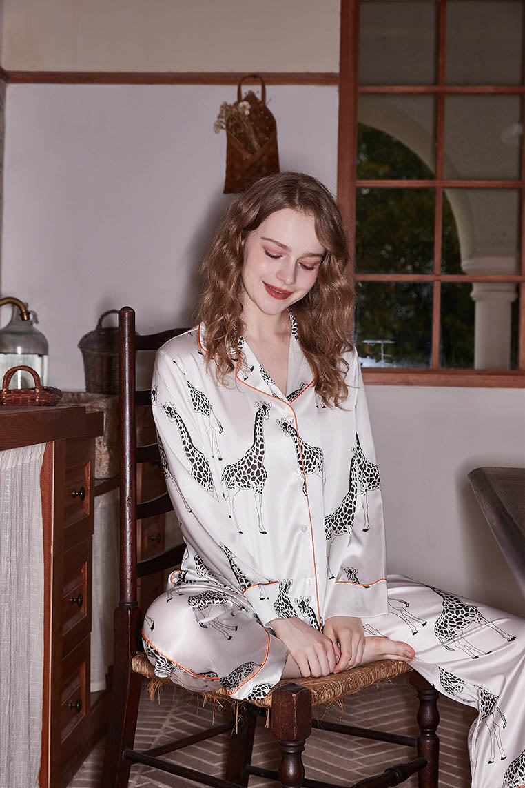 Women's Satin Pajama Set – White Giraffe Print, Notched Collar, Relaxed Fit-79968-3bbd351e-ae11-4ef5-88b6-cb8388f2561a