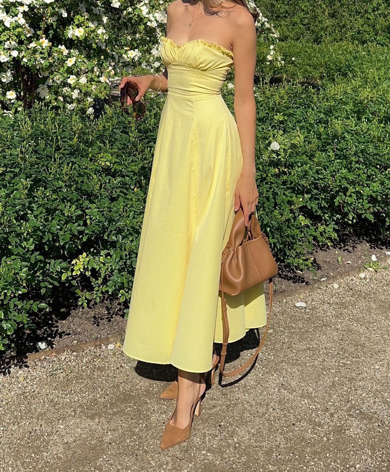 Women's Yellow Strapless Dress – Ruffled Neckline, A-Line, Side Slit-77076-44304406-5a50-4289-85cd-a89306a58842