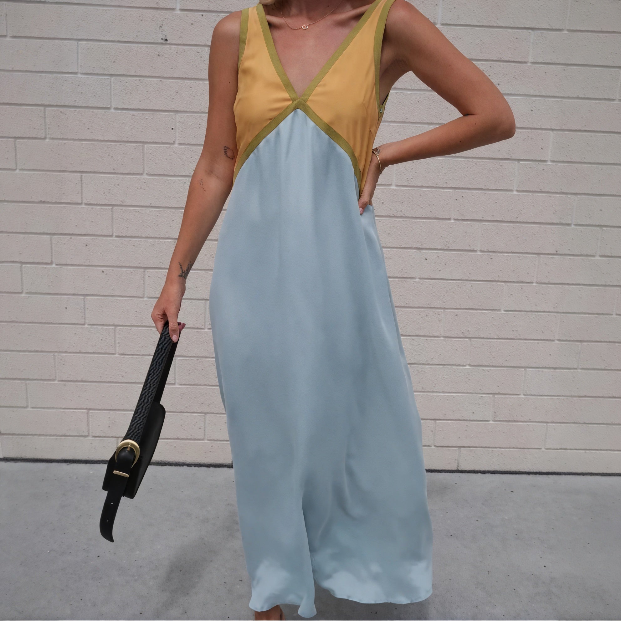 Women's Sleeveless Color-Blocked Maxi Midi Dress – V-Neck, Velvet Silk Blend, Blue Green-53186-e1fe11aa-d4e3-4bd6-8756-df5b70708779