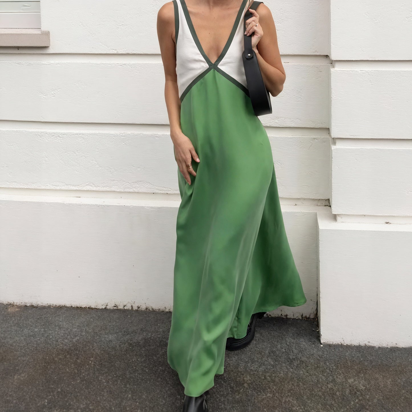 Women's Sleeveless Color-Blocked Maxi Midi Dress – V-Neck, Velvet Silk Blend, Blue Green-53186-6655e726-bd4e-41bd-a16c-1e8f5cbf615c