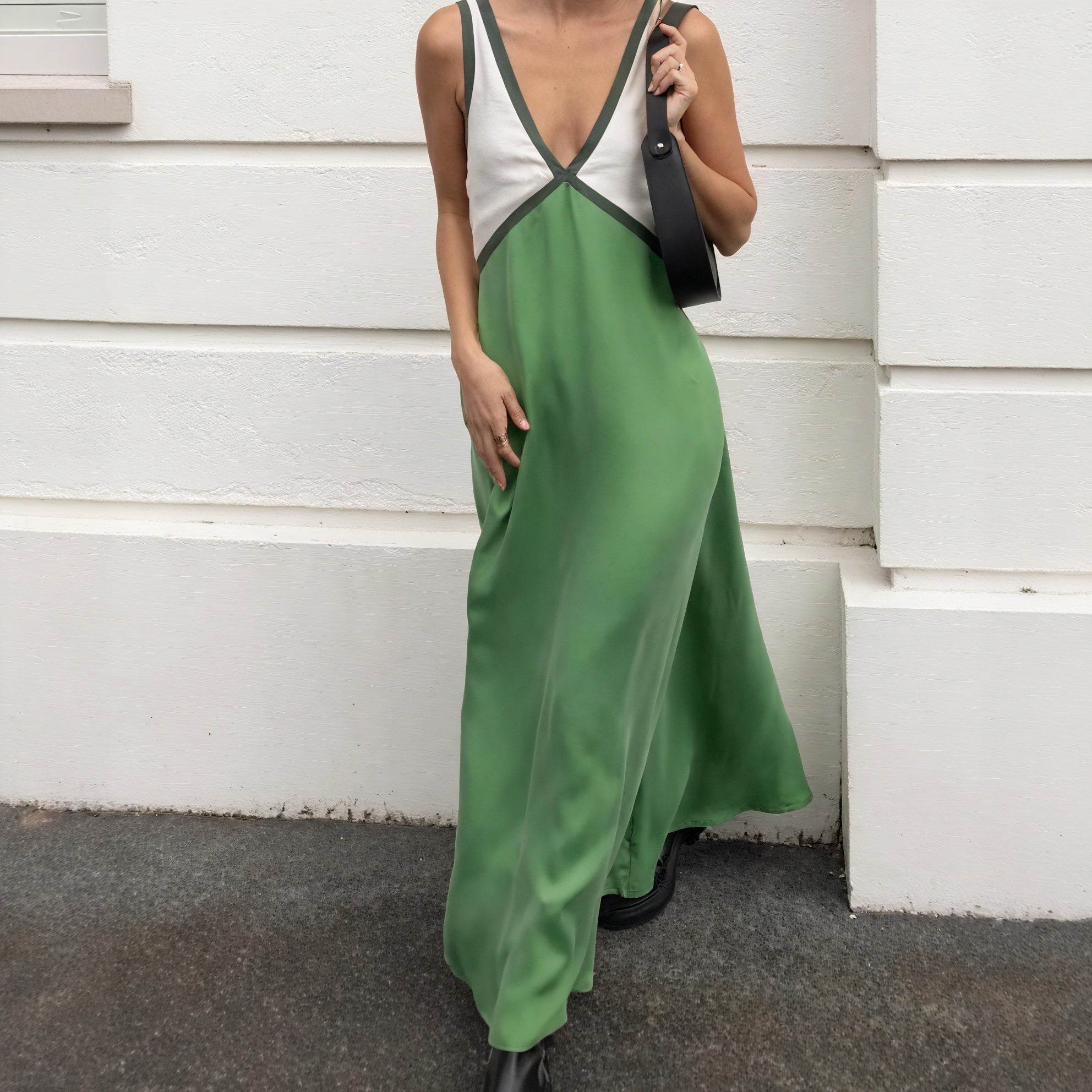 Women's Sleeveless Color-Blocked Maxi Midi Dress – V-Neck, Velvet Silk Blend, Blue Green-53186-6655e726-bd4e-41bd-a16c-1e8f5cbf615c