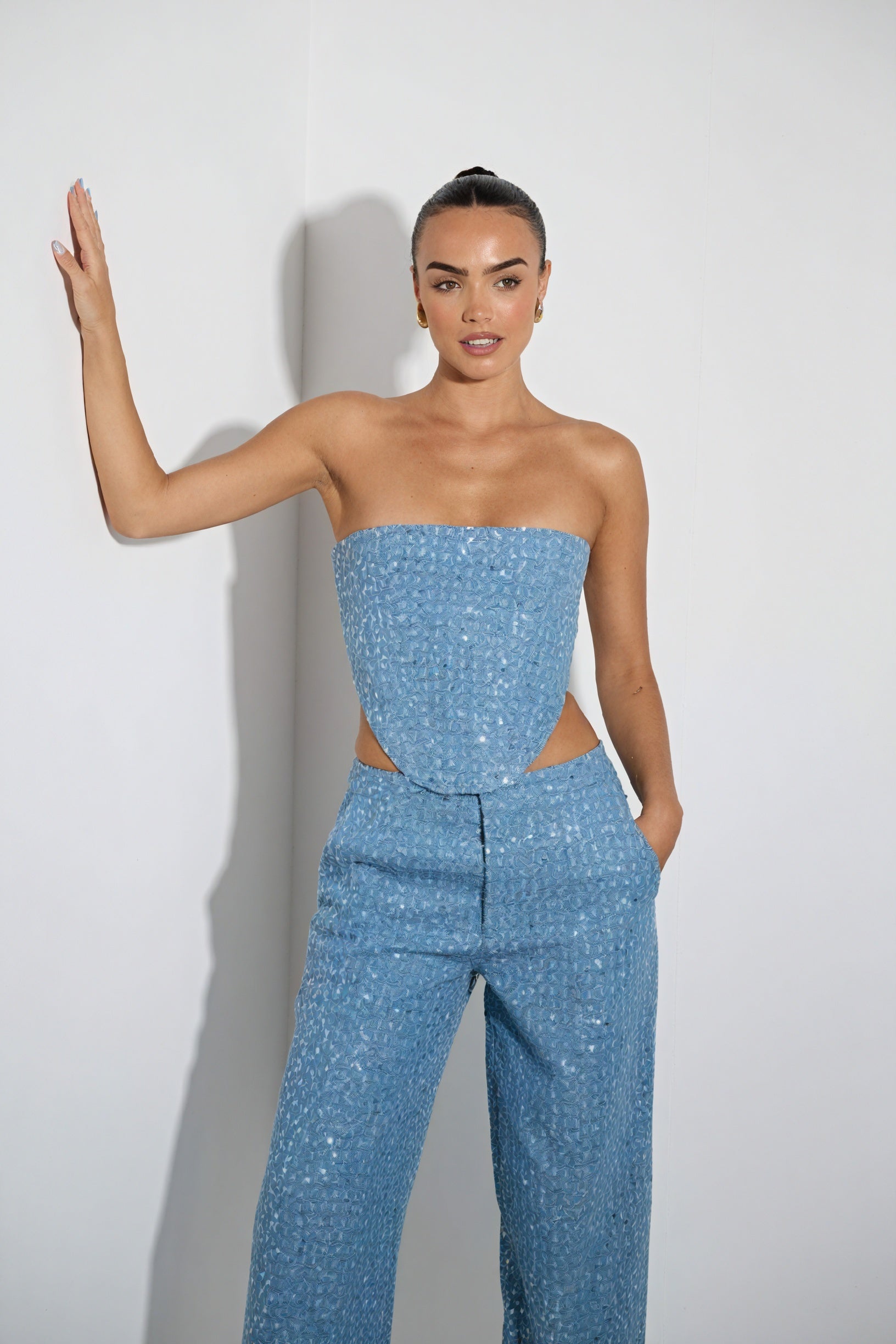 Women's Sequin Two-Piece Suit – Strapless Cutout Top, High-Waisted Wide-Leg Trousers, Black/Blue-80950-08073727-36df-4a33-a50c-ecee9f0b6c2c