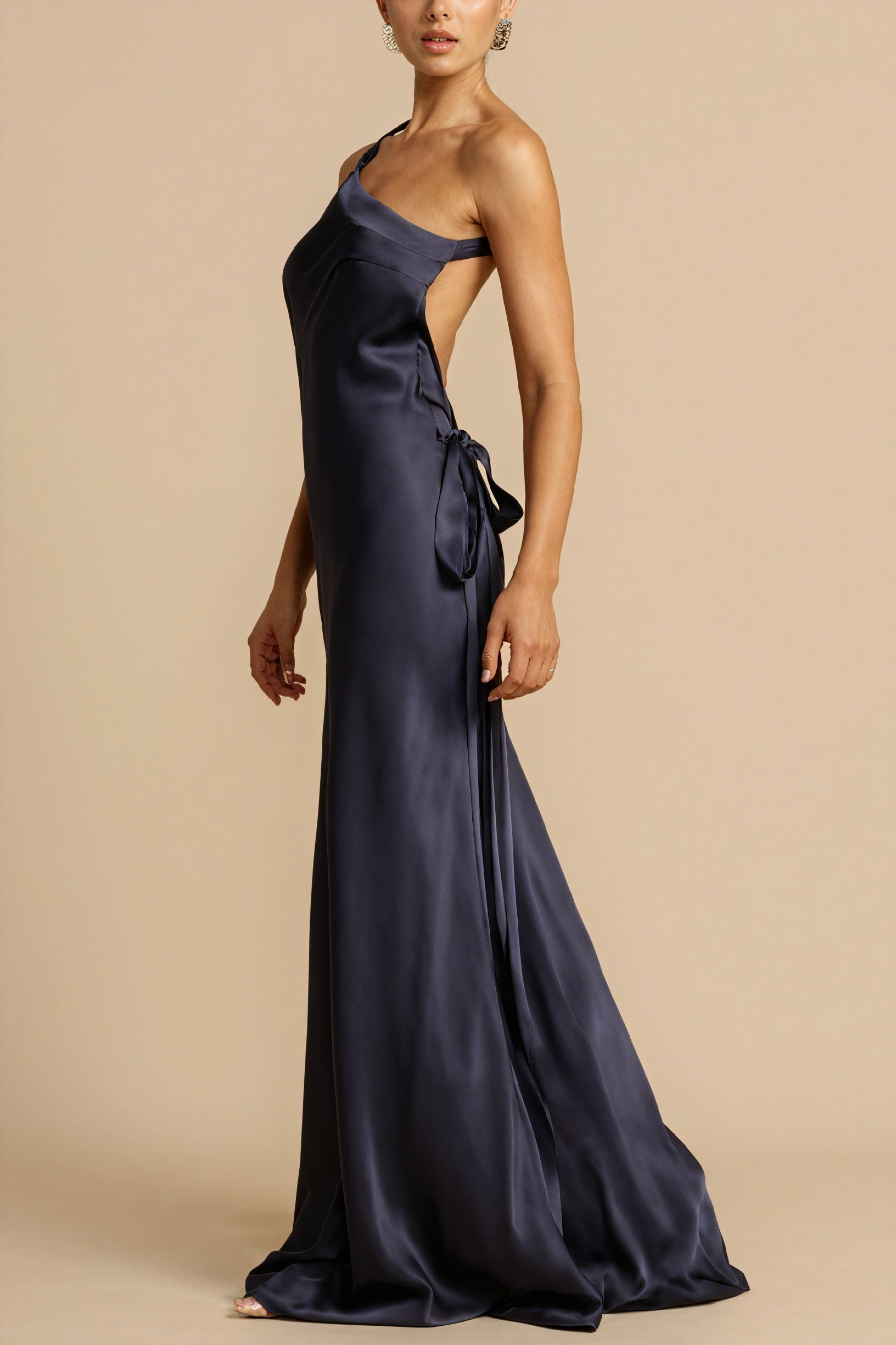 Women's One-Shoulder Satin Maxi Dress – Floor-Length, Side Slit, Evening Gown-81121-72536837-23ee-4ab8-9567-c06c919b5edb