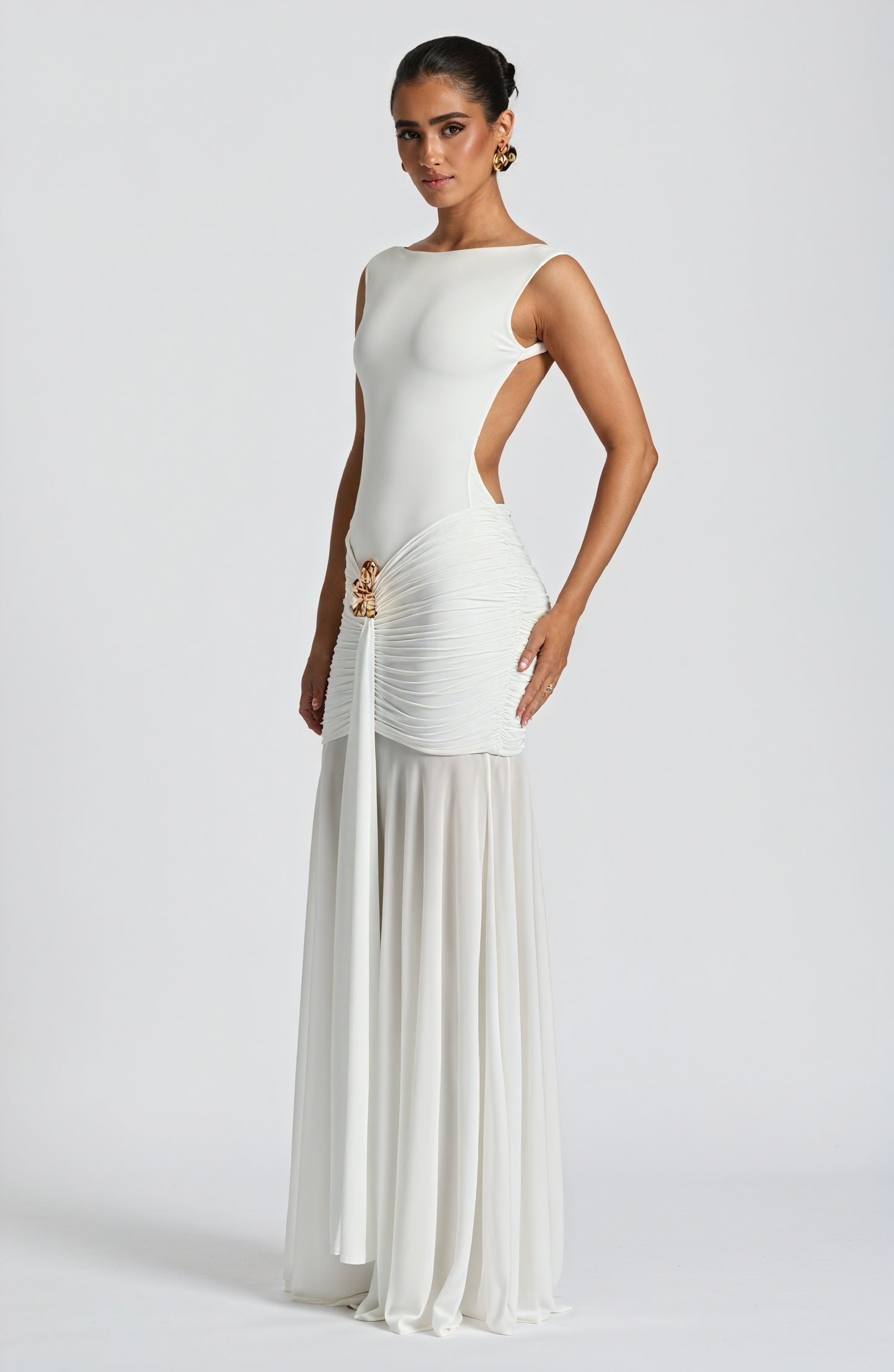 Women's White Chiffon Gown – Boat Neck, Sheer Skirt Overlay, Sleeveless, Elegant-83139-4066fe97-b898-4c77-9499-2f9c4fa5b9c9
