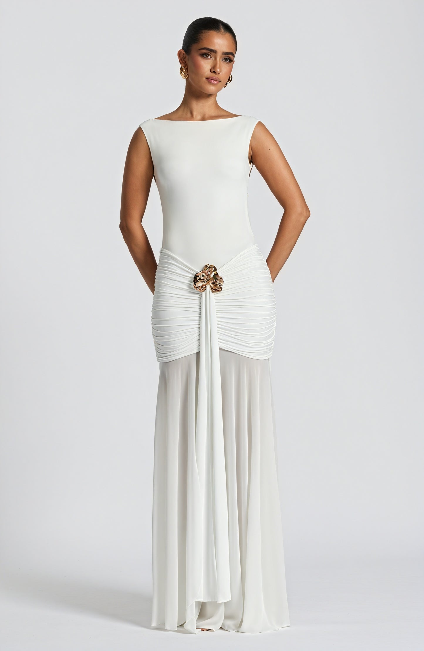 Women's White Chiffon Gown – Boat Neck, Sheer Skirt Overlay, Sleeveless, Elegant-83139-92d4a0b7-1b3a-41c3-a4a6-bcf238c6ec51
