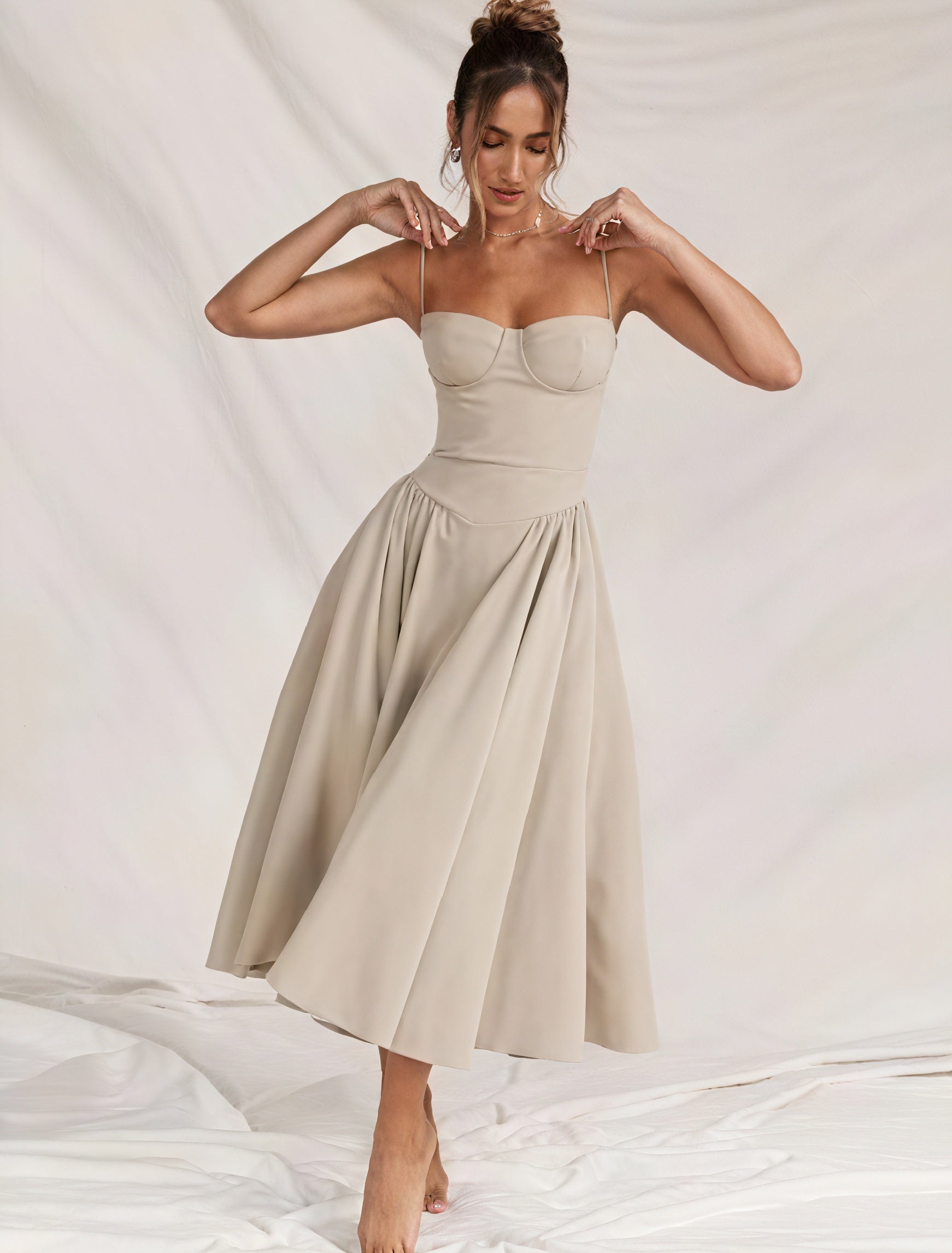 Women's Midi Dress – Sweetheart Neckline, Pleated Skirt, Pockets-83259-48c7b492-1afe-4a5b-838e-c30b20dd6e71