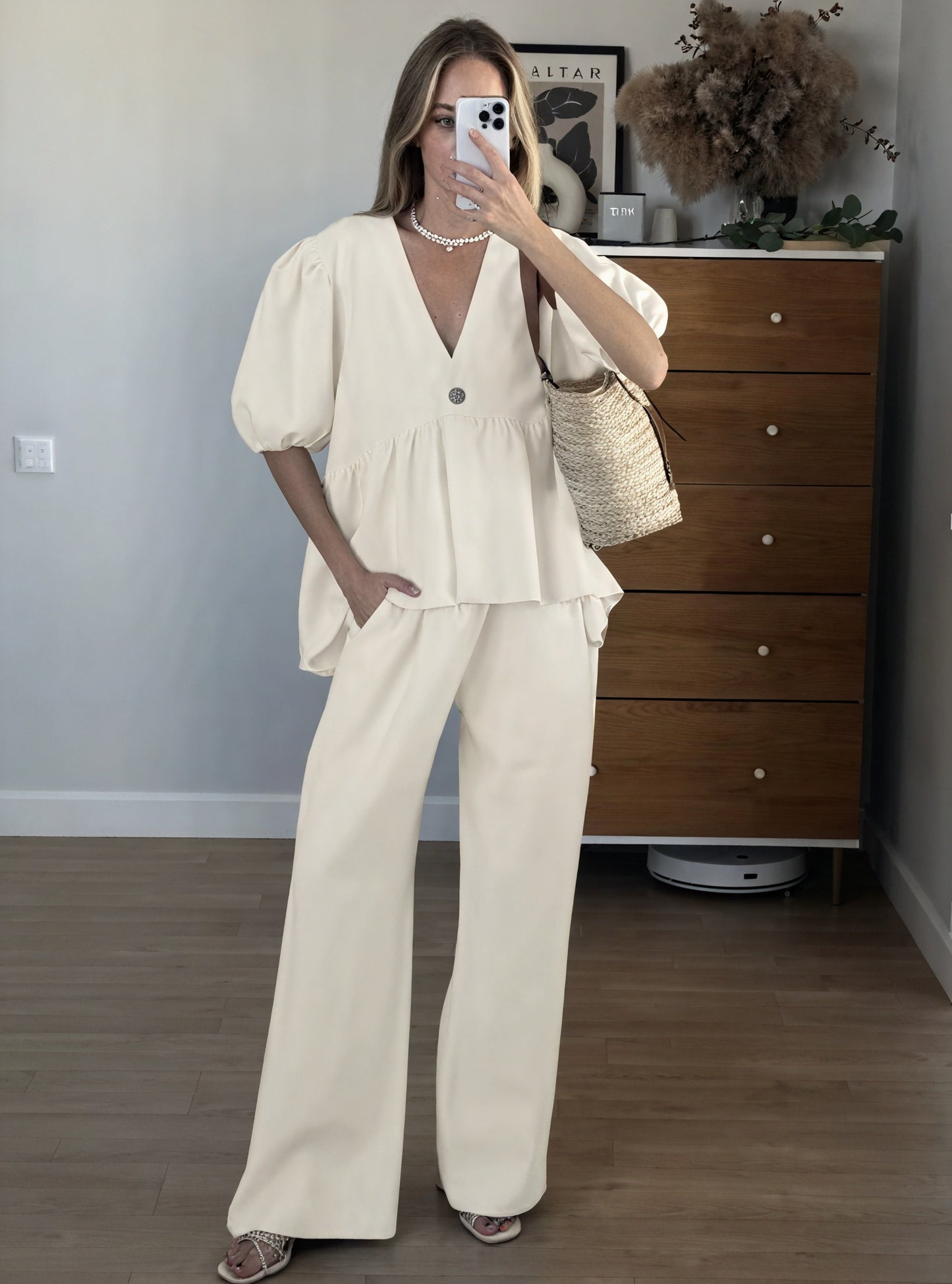 Women's Linen Two-Piece Set – V-Neck Puff Sleeve Top, Wide-Leg Pants-83274-fe2346f5-5339-486d-bede-aa530dbdcdb2