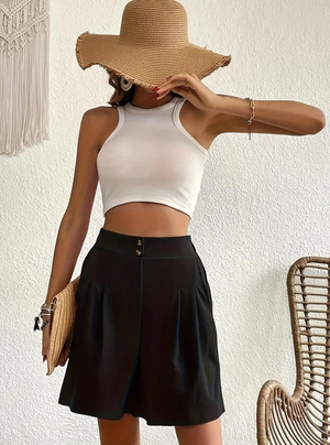 Women's Shorts – High-Waisted, Pleated Front, Functional Pockets, Versatile Style-82558-9c0cd8b3-3636-4aee-a99b-f1c6378e35e3