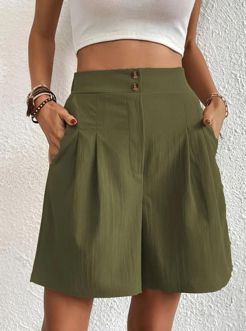 Women's Shorts – High-Waisted, Pleated Front, Functional Pockets, Versatile Style-82558-a1c6c5da-7937-4ad2-9d8a-16448fa8fe16