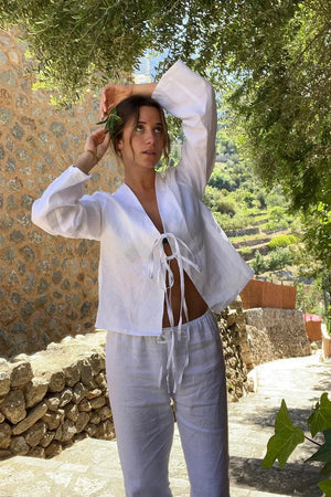 Women's Linen Two-Piece Outfit – Long Sleeve Tie-Front Top & Elastic Waist Shorts, Relaxed Fit-83296-a8cba507-ac90-445f-9ac0-6c97ae2b8dfd